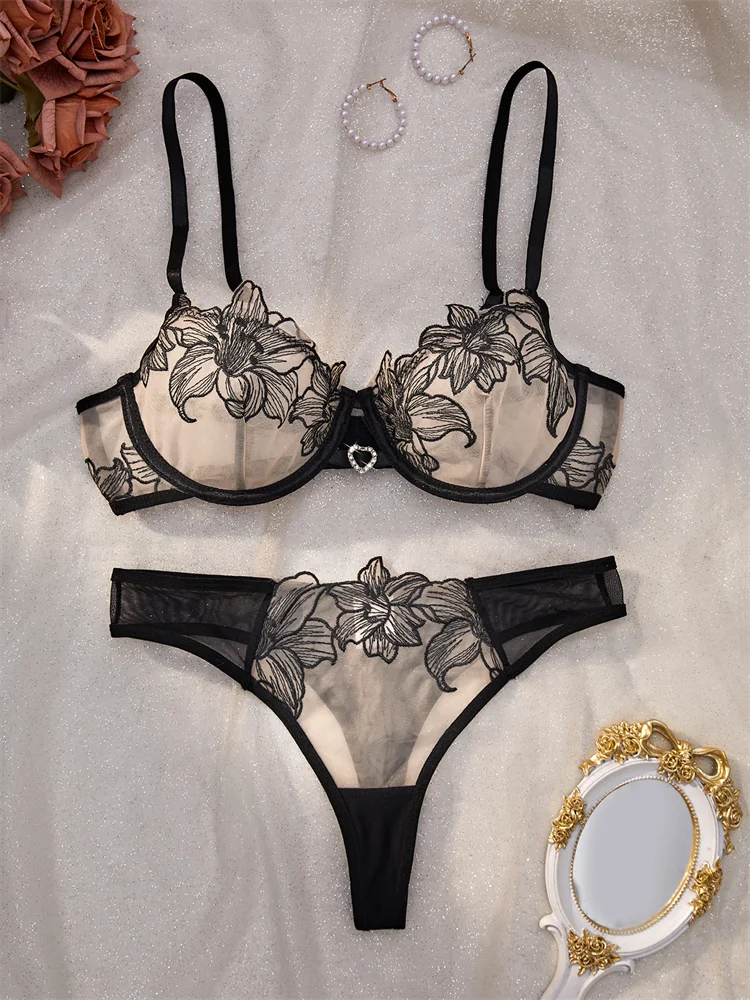 #PB Lingerie  Embroidery Set - passionbarn.com