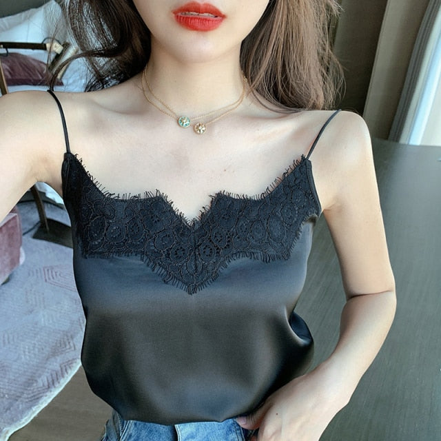 #PB V-Neck Sleeveless Crop Top - passionbarn.com